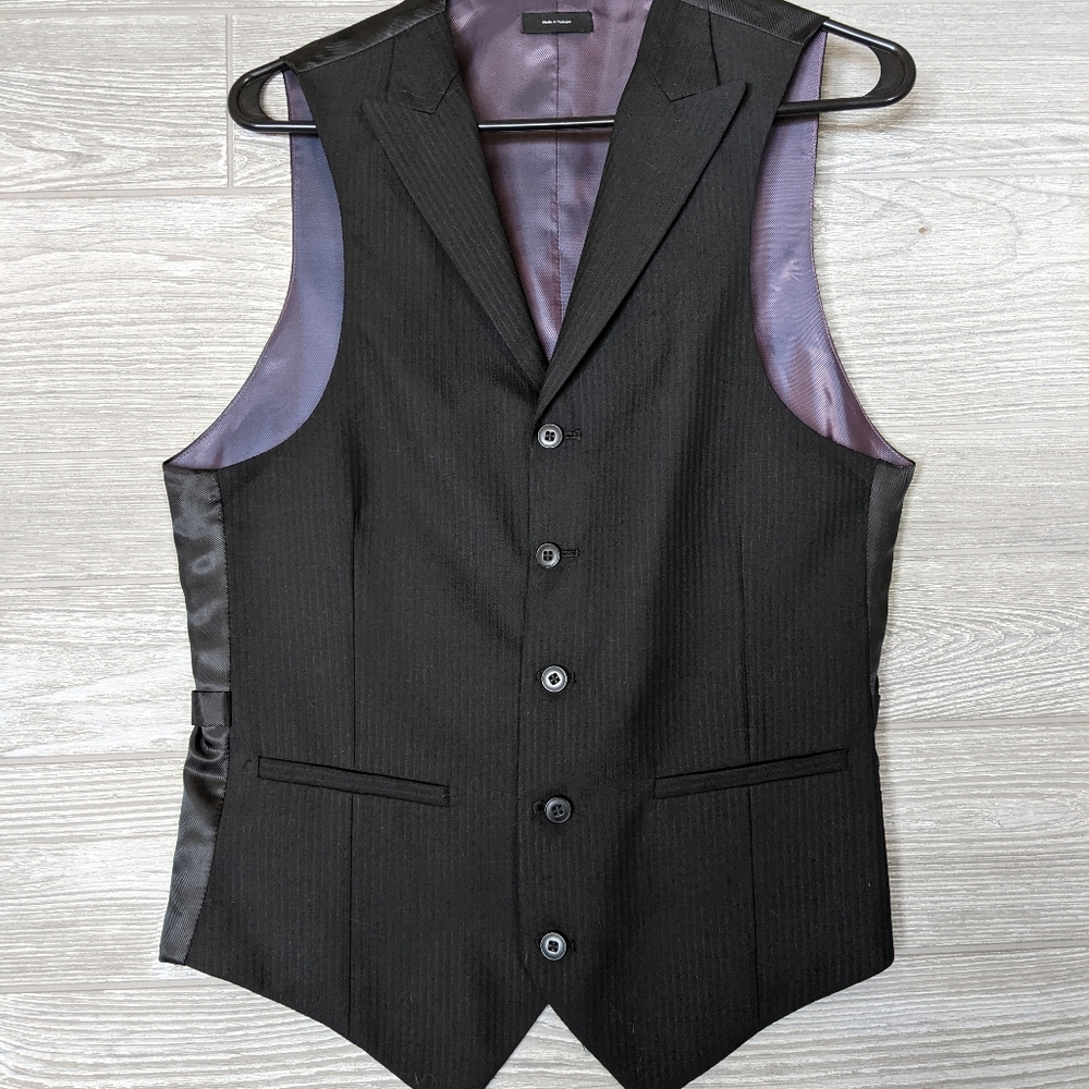 J Ferrar Modern Fit Vest